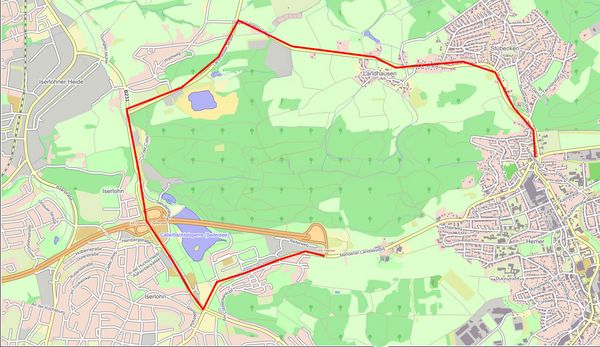 Während der Vollsperrung erfolgt die Umleitung ab Hemer-Zentrum über die K16 (Geitbecke, Landhauser Straße, Dorfstraße, Landhauser Heide, Deipensiepenstraße), die L682 (Landhauser Straße) und die B233 (Seilerseestraße) zum Anschluss A46 „Iserlohn-Seilersee“. 
