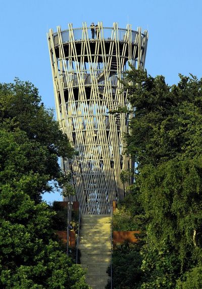 Juebergturm in der Abendsonne