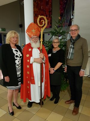 Letzter Tanztee des Jahres mit Nikolaus Emil und Bürgermeister Michael Heilmann