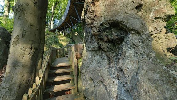 Ein Stück Treppe im Felsenmeer