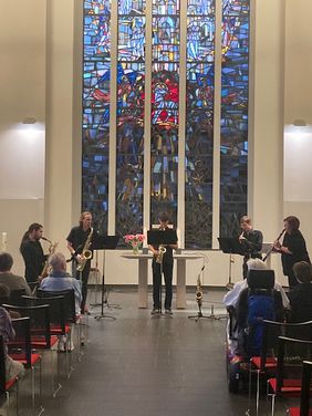 „SaxoFun“ begeistert mit besonderem Klangspektrum in der Ebbergkirche.
