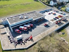 Feierlich übergeben: Modernes Gerätehaus stärkt Feuerwehr in der Becke