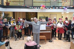 Beschwingtes Chorkonzert begeistert Publikum im Atrium der Von der Becke Stiftung