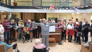 Beschwingtes Chorkonzert begeistert Publikum im Atrium der Von der Becke Stiftung