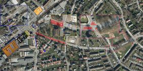 Zur Fortführung der Arbeiten wird ab kommendem Montag, 16. Februar, die Sperrung der Einmündung „Am Ballo“ erforderlich. In diesem Zusammenhang wird der Abschnitt der Zeppelinstraße zwischen Kleiststraße und Fichtestraße/Friedensstraße für den Durchgangsverkehr voll gesperrt. Der letzte Straßenabschnitt der Straße „Am Ballo“ wird ab der Kleiststraße als Sackgasse ausgewiesen.