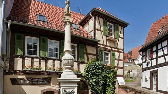 Partnerstadt Bretten, Blick auf das Restaurant "Brettener Hundle"